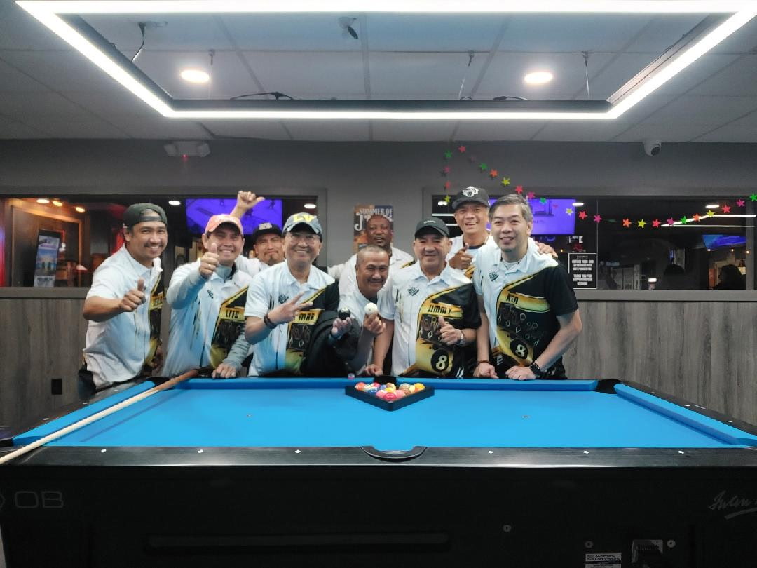 Team Crazy's 8 Ball posing at Mike's Place in New Jersey